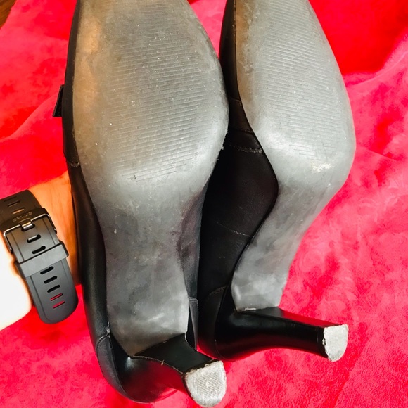 Victoria Spenser pumps, black leather, size 8 - Picture 5 of 6